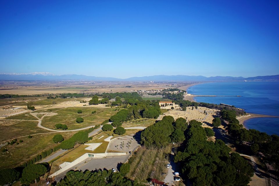 遗址中的绿意 | Empúries 游客中心