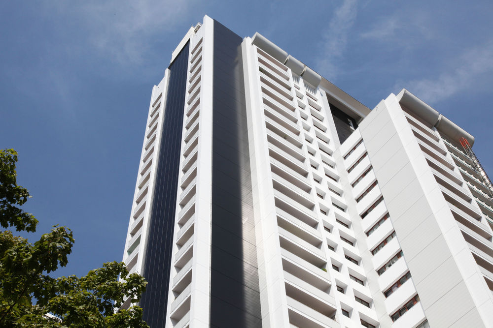 巴黎 60 年代公寓建筑的现代改造