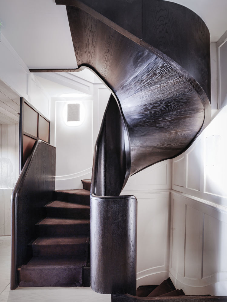 CONNOLLY GILLES＆BOISSIER