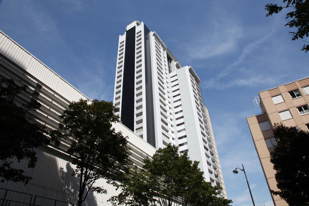 巴黎 60 年代公寓建筑的现代改造