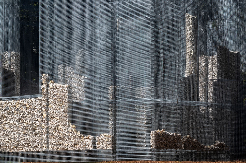 共生之境 | 意大利艺术家 Edoardo Tresoldi 新作解读
