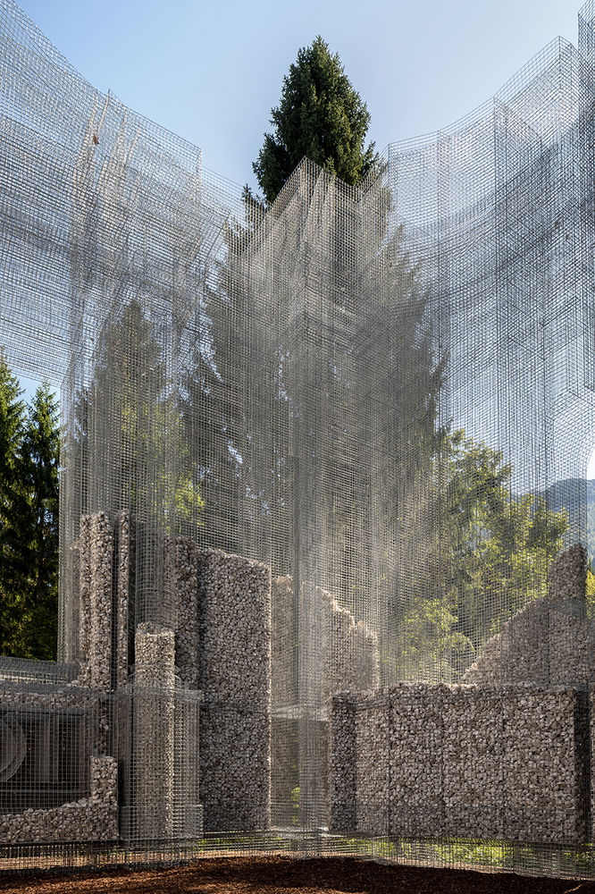 共生之境 | 意大利艺术家 Edoardo Tresoldi 新作解读