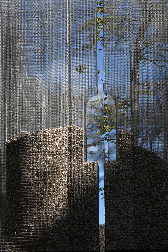 共生之境 | 意大利艺术家 Edoardo Tresoldi 新作解读