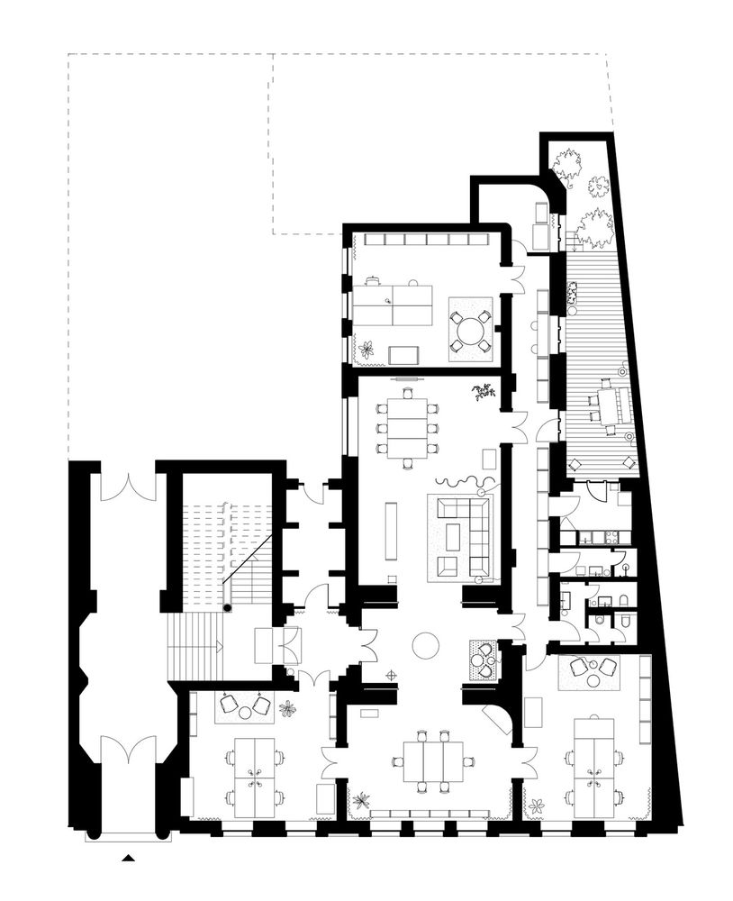柏林 19 世纪宫殿变身为现代办公空间
