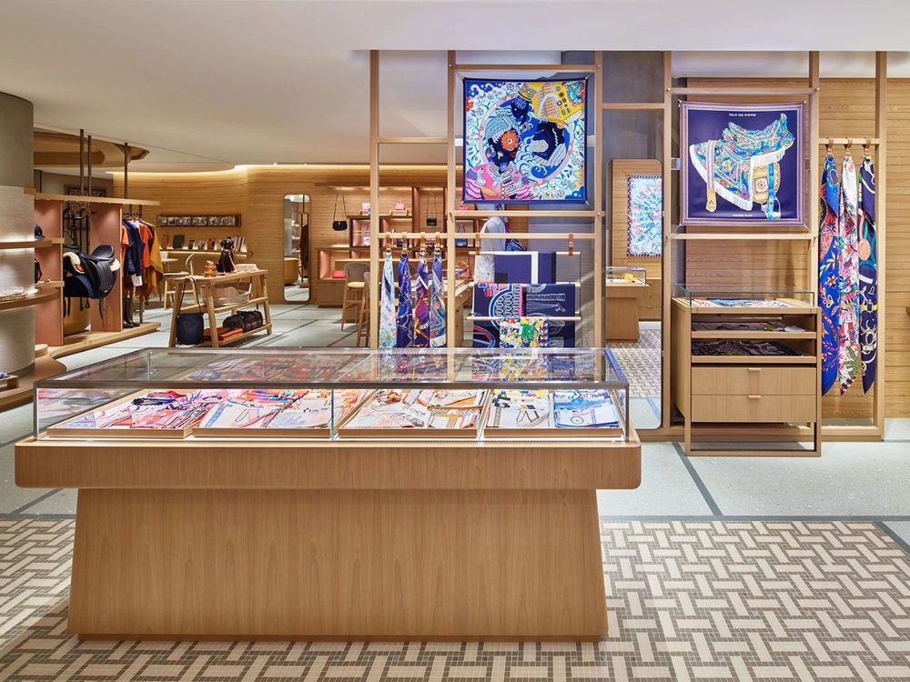 爱马仕表参道旗舰店 | 本土化奢华体验的现代设计