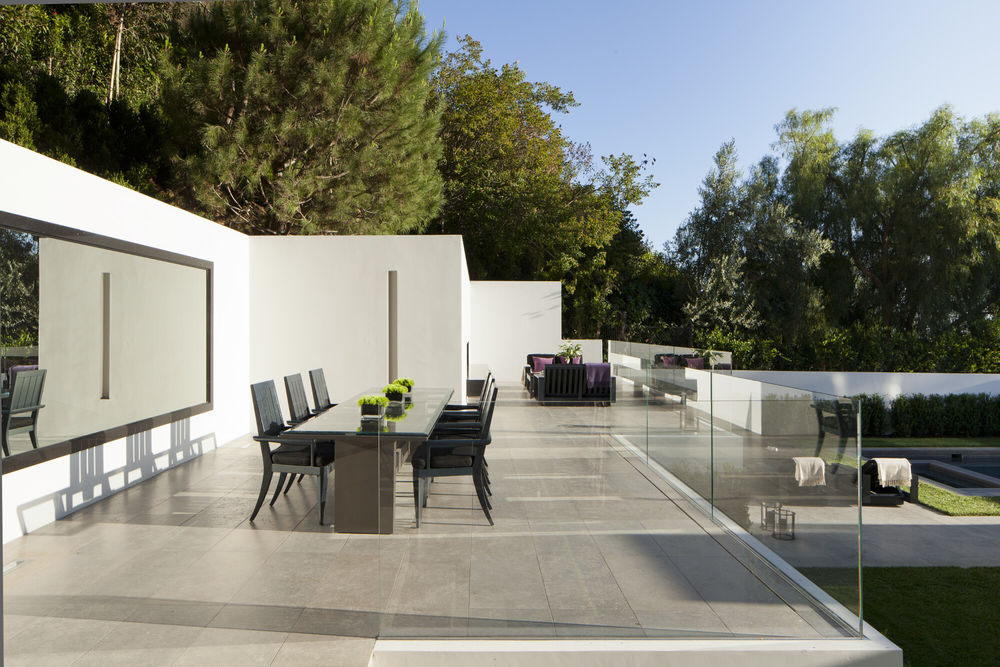 Hollywood Hills Jennifer Post Design