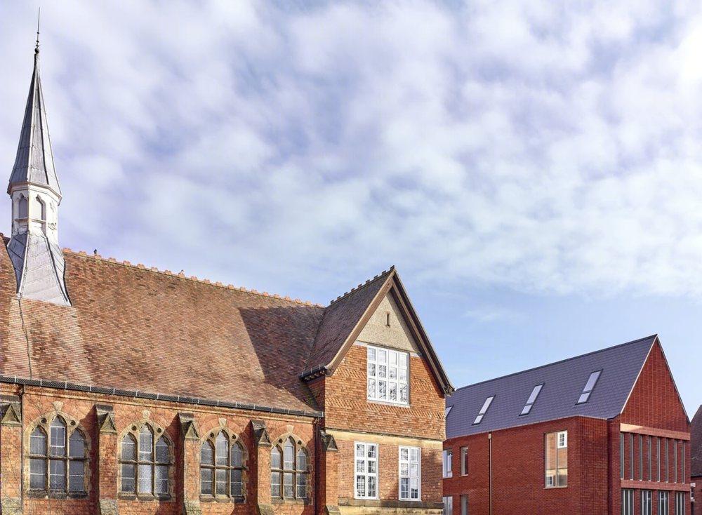 Bell Phillips Architects 打造英国皇家 Tunbridge Wells 语法学校现代教育建筑新典范