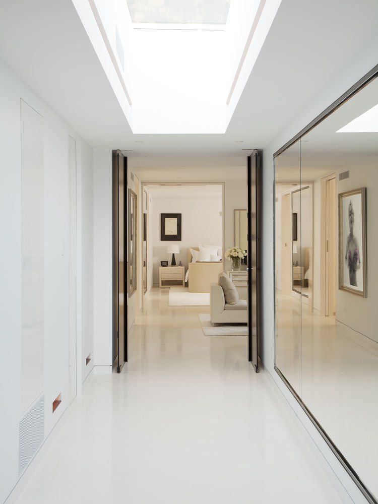 Hollywood Hills Jennifer Post Design