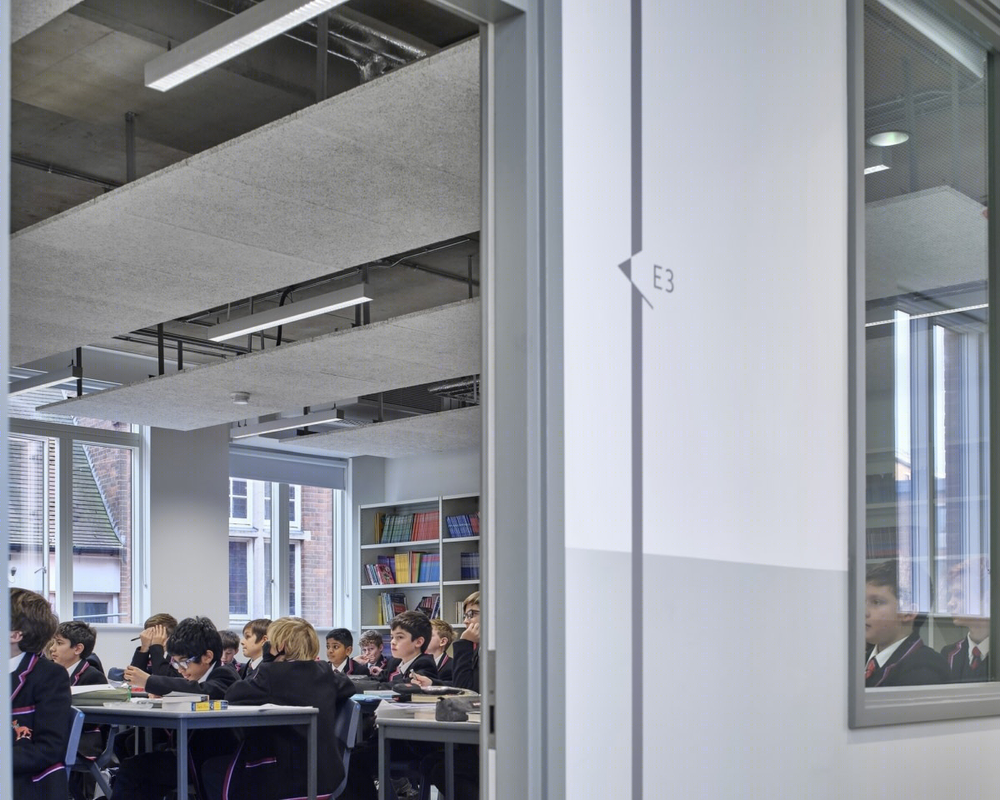 Bell Phillips Architects 打造英国皇家 Tunbridge Wells 语法学校现代教育建筑新典范