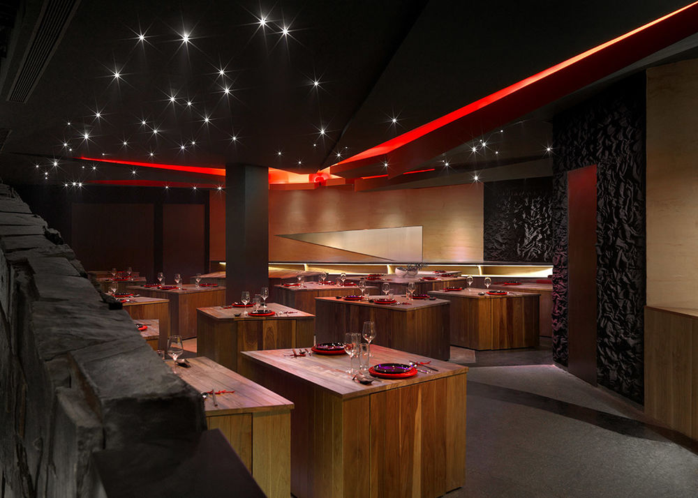 皇家驿栈酒店 | 水韵梦境，历史记忆