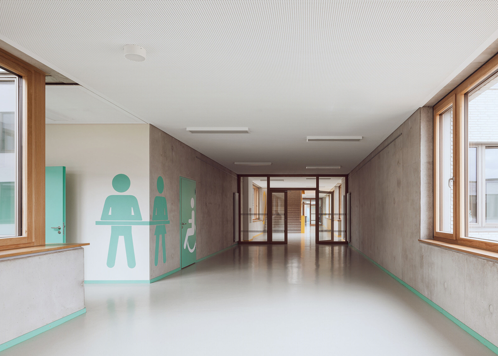 Sehw Architektur 打造德国埃森 Gustav Heinemann 综合学校，现代教育空间的完美典范