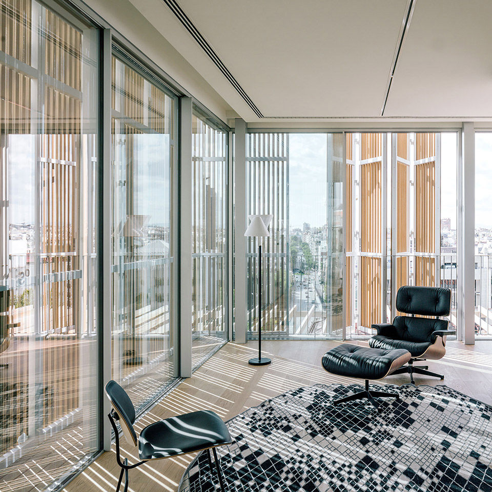 马德里 Salamanca 区 Claudio Coello 121 住宅楼 | 对比材料打造独特城市景观