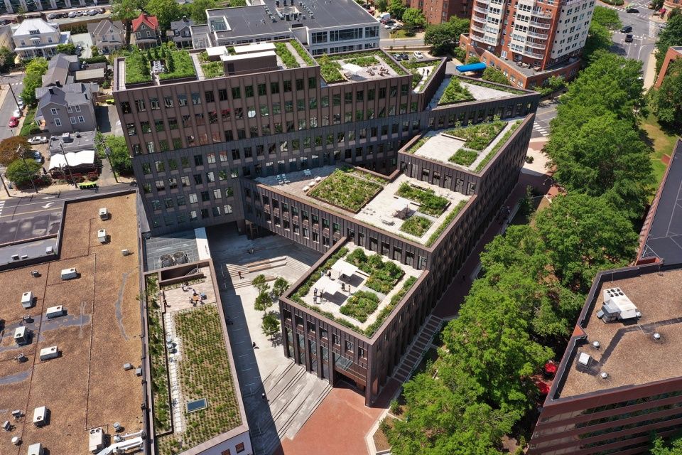 维吉尼亚州夏洛茨维尔企业家发展中心——绿色办公空间新典范