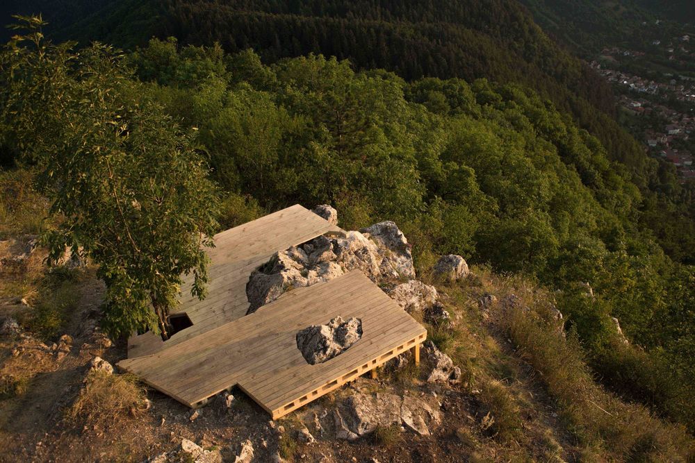 罗马尼亚 Brasov 自然保护区的生态建筑佳作