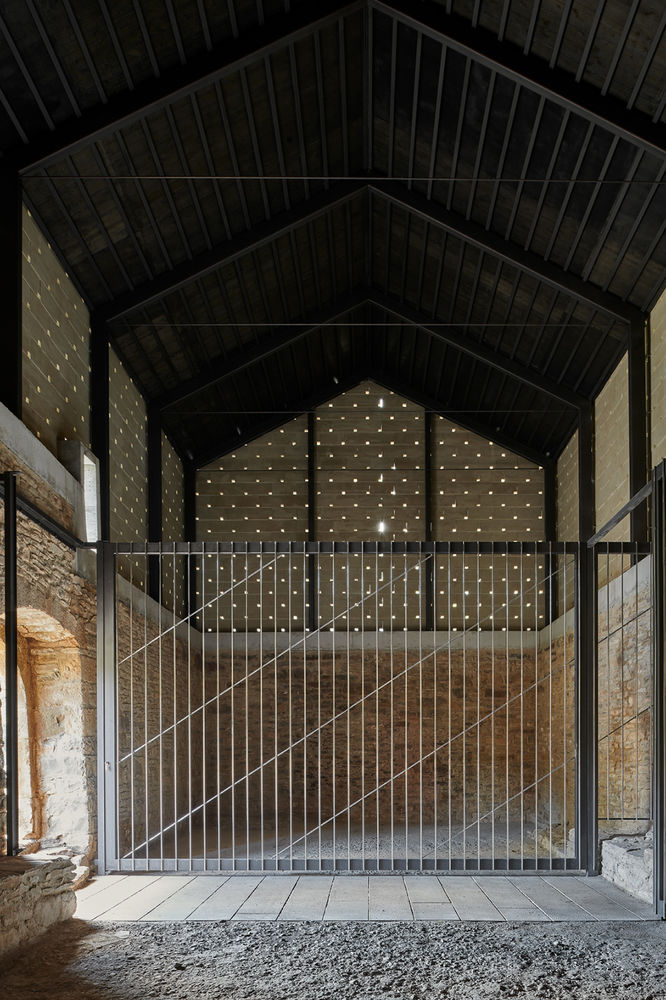 San Juan de Ruesta 修道院重建，西班牙 / Sebastián Arquitectos