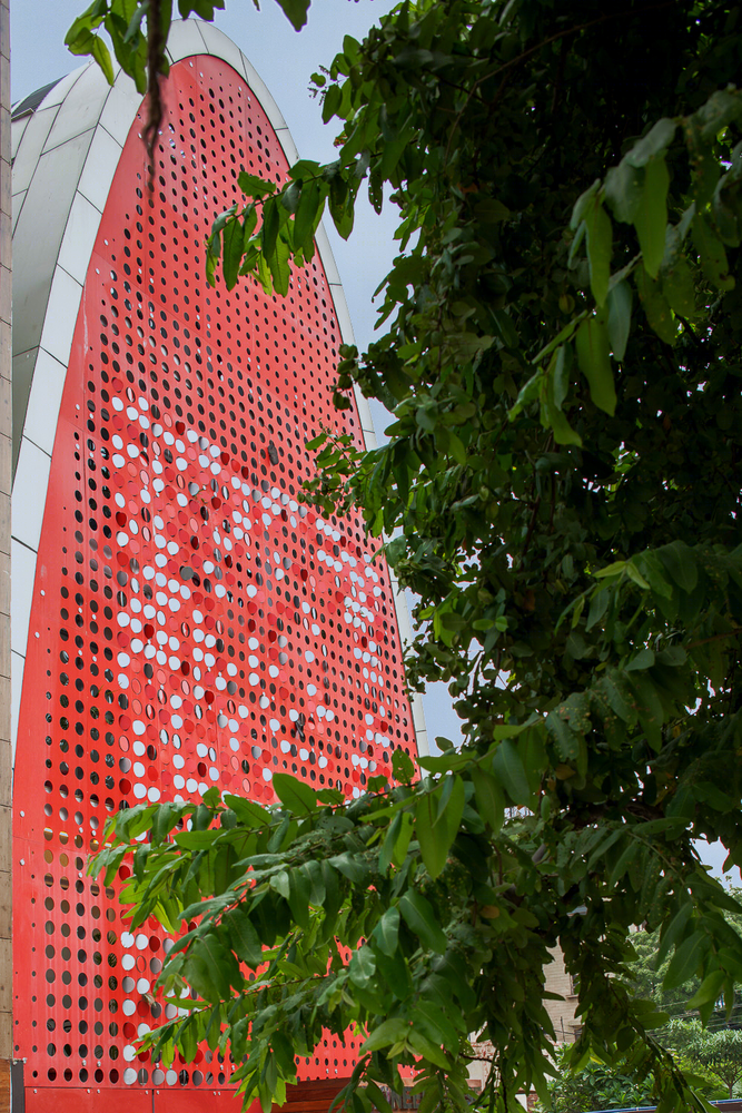 Anagram Architects 打造独特红色幕墙的印度 The Digit 办公楼