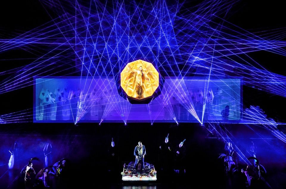 teamLab 打造数字化艺术舞台，《图兰朵》歌剧震撼日内瓦