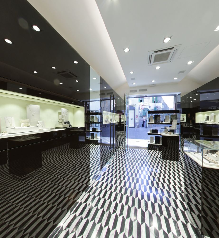 意大利简约珠宝店设计，展现高雅气质