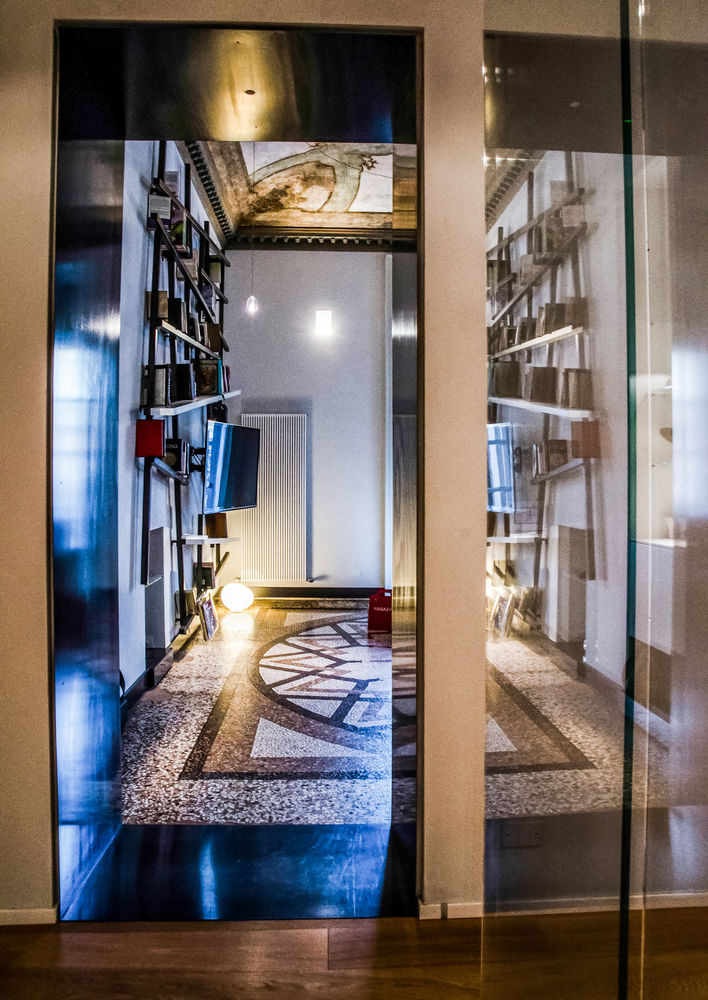 WAU ARCHITETTI 打造历史建筑中的现代平层住宅