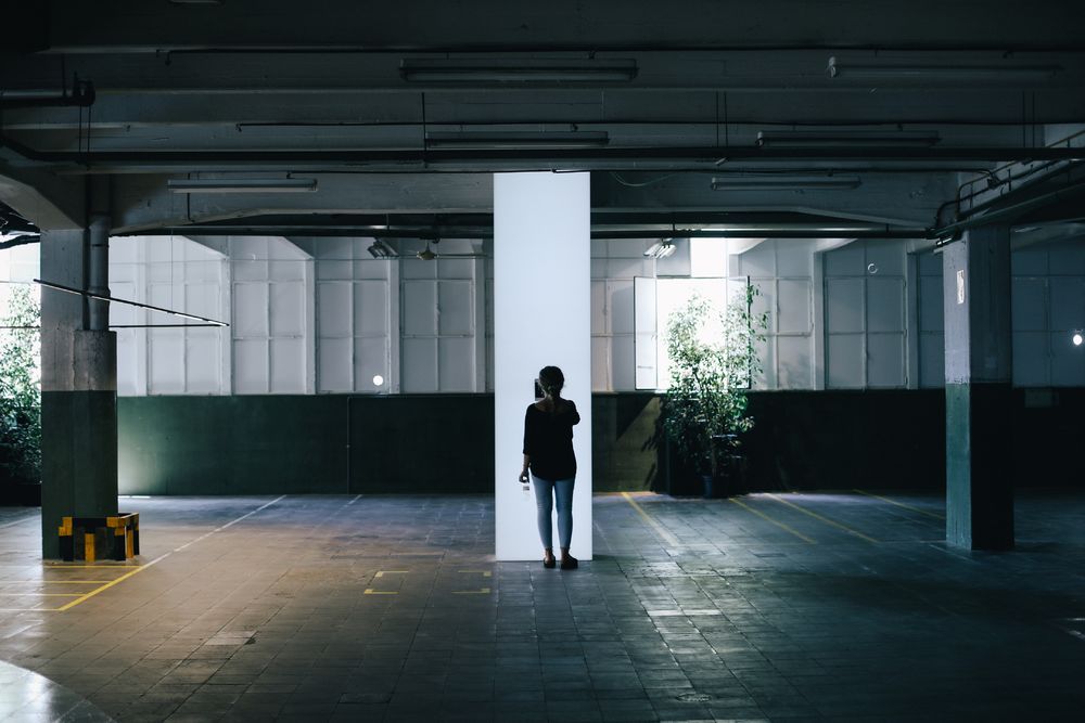 巴塞罗那 Fluvia 展厅——自然与科技的融合