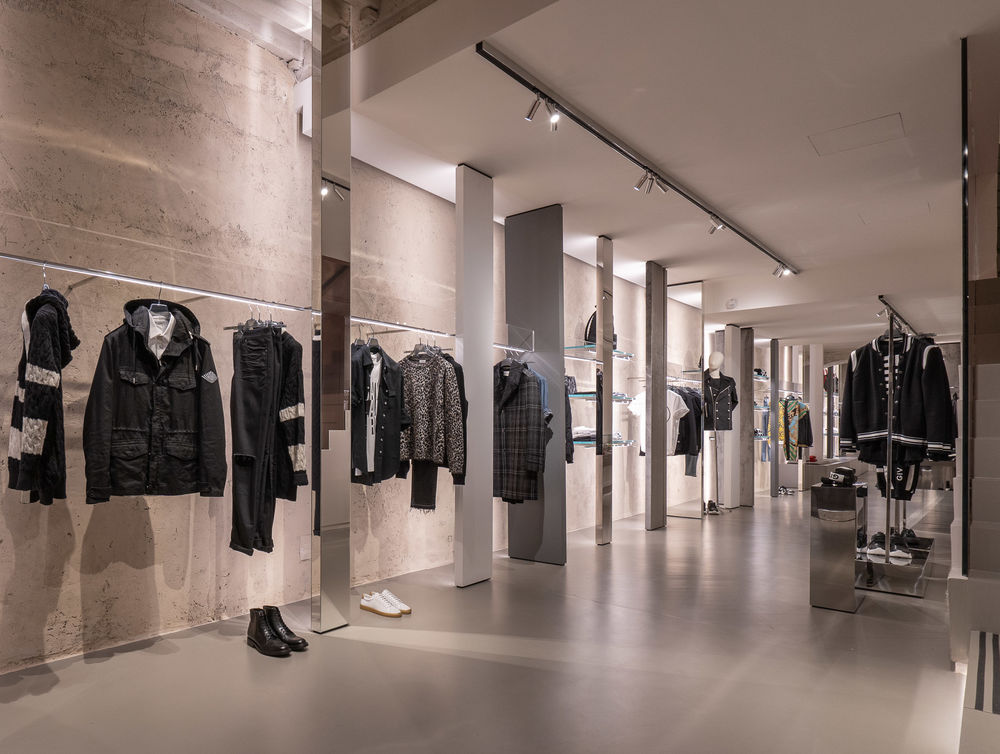 casavecchia丨服装店丨Mantovani
