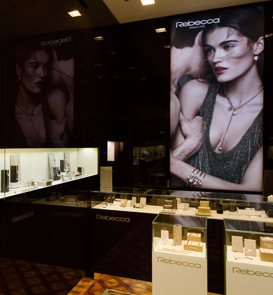 简约优雅的 Rebecca Store - 都灵