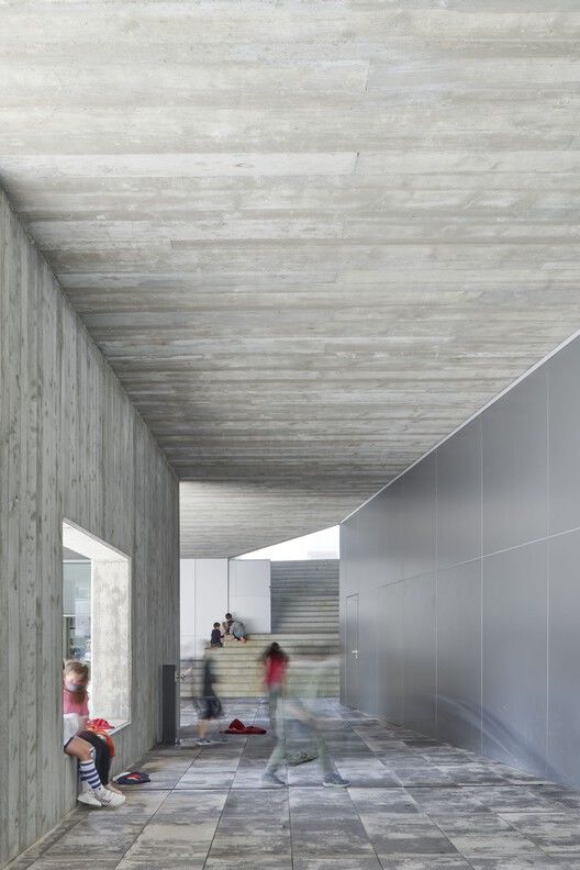 西班牙圣塞巴斯蒂安 Aldapeta María Ikastetxea 学校 | 现代教育建筑的典范