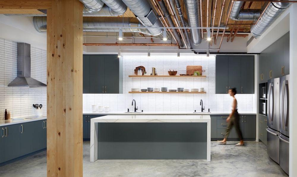 Minneapolis Flagstone Foods 办公室 - 自然元素与品牌故事的完美融合