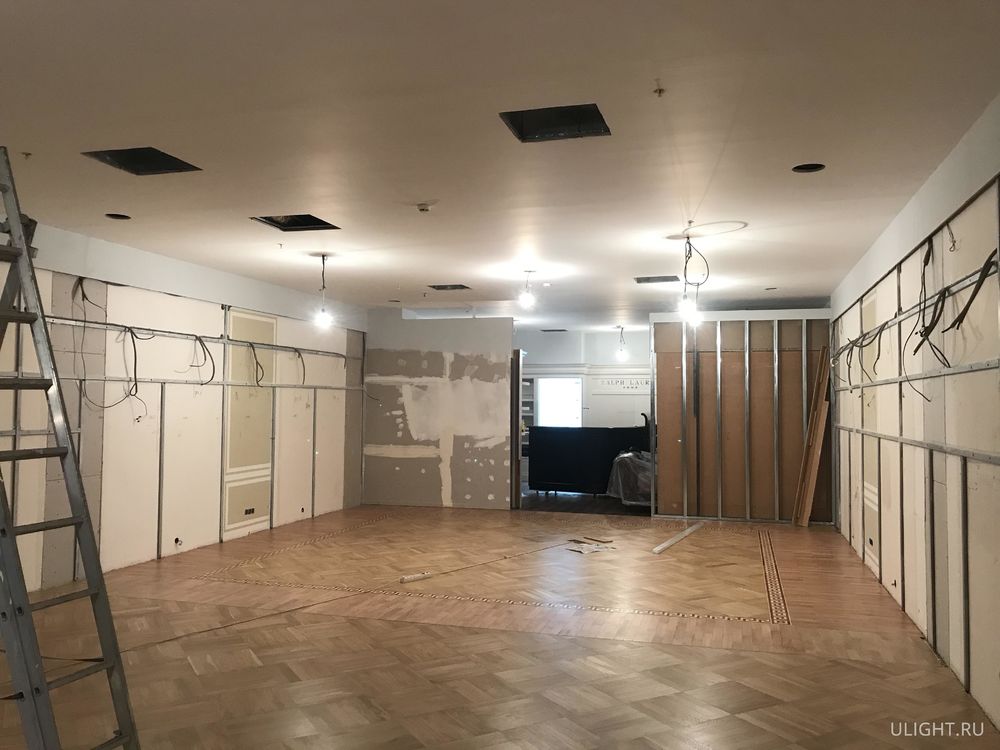 Barvikha 豪华床品店的光线艺术