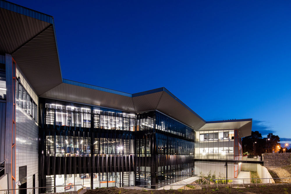 Deakin University CADET 教育中心 | 现代设计工程学习环境新定义