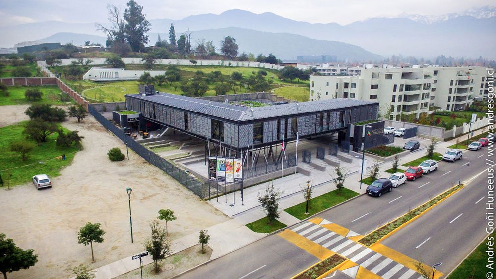 融合传统与当代的智利文化之心——BiS Arquitectos 设计 Lo Barnechea 文化中心
