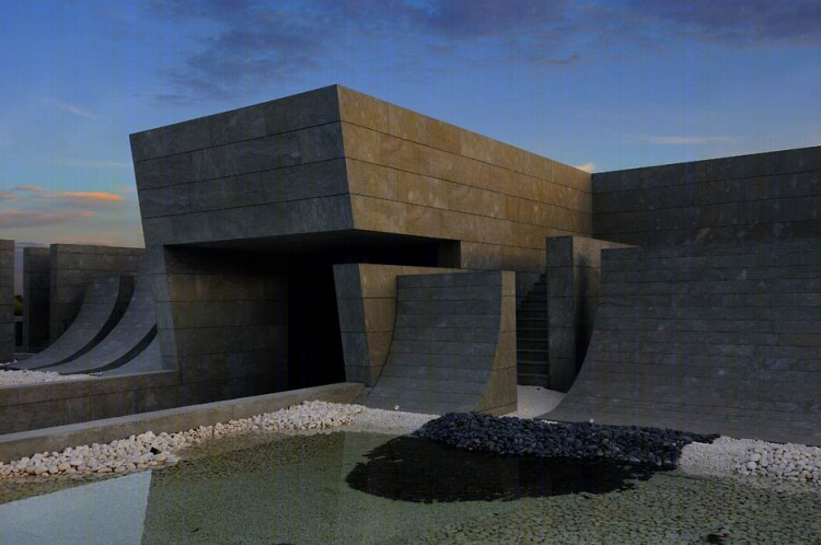 Madrid 郊外 7000 平米上的曲线建筑 - A-cero;Joaquin Torres Arquitectos