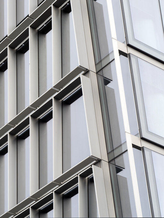 100 Bishopsgate | 灵活设计与城市融合的典范