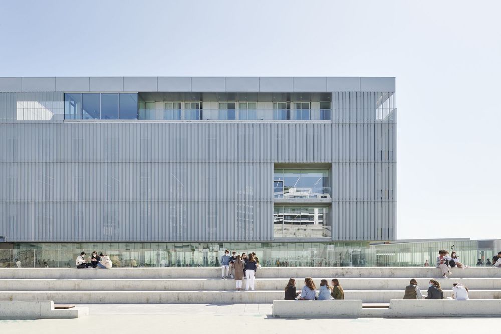 西班牙圣塞巴斯蒂安 Aldapeta María Ikastetxea 学校 | 现代教育建筑的典范