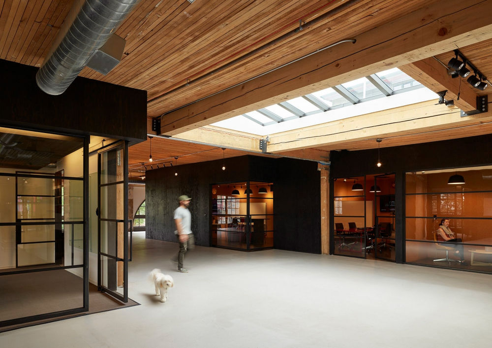 Seattle 数字产品工作室 Substantial 办公室扩建，打造活力四溢的“论坛”空间