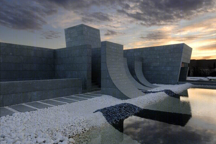 Madrid 郊外 7000 平米上的曲线建筑 - A-cero;Joaquin Torres Arquitectos