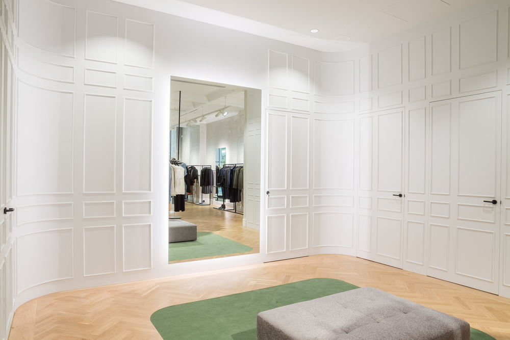 CAMILLA AND MARC Akin Atelier
