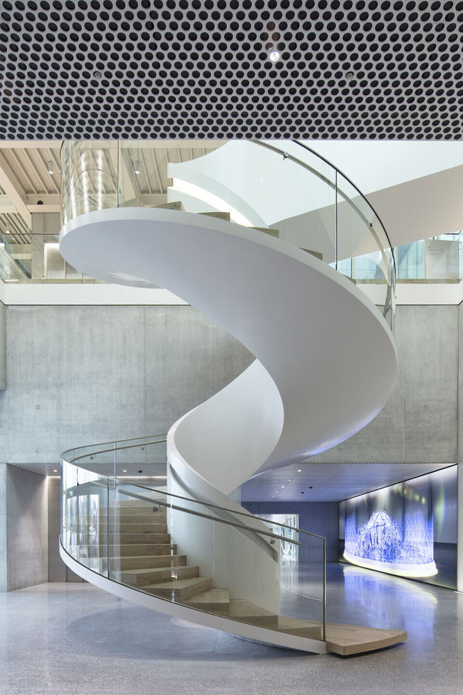 "瑞士 Uzwil 的 Cubic Innovation Center | 现代协作式办公室设计的典范"