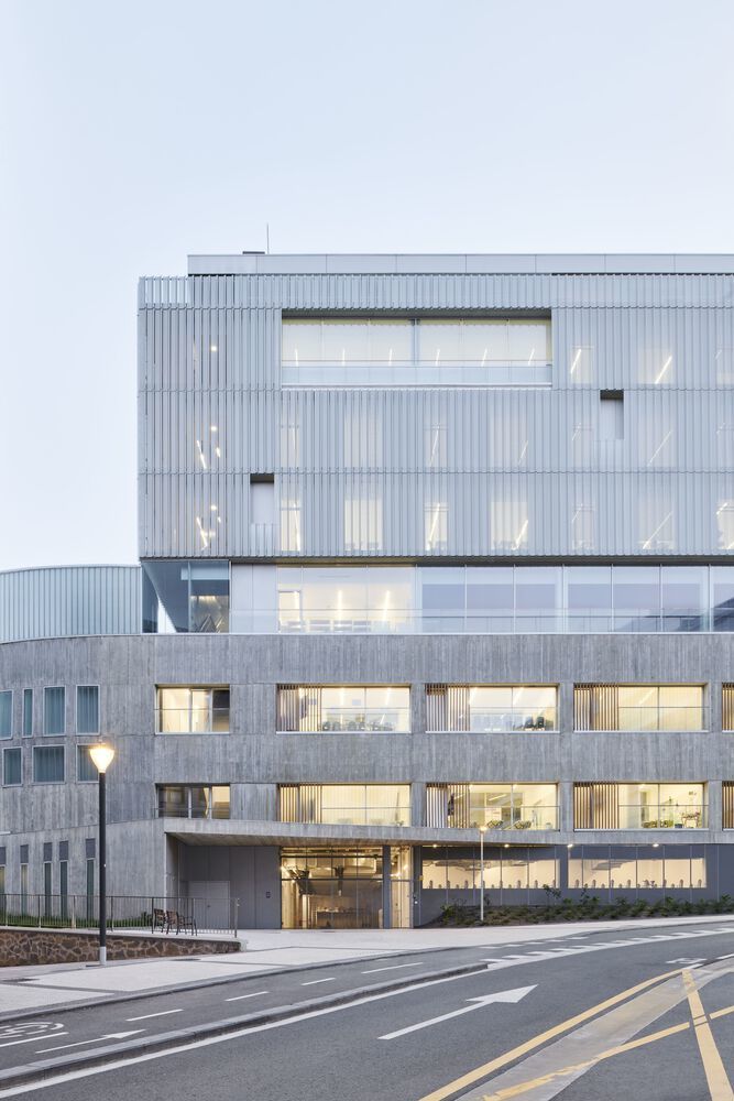 西班牙圣塞巴斯蒂安 Aldapeta María Ikastetxea 学校 | 现代教育建筑的典范