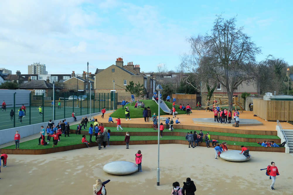 英国艾维代尔小学“森林主题”景观设计