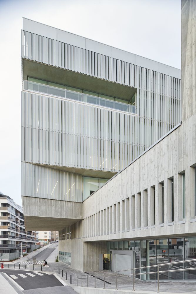 西班牙圣塞巴斯蒂安 Aldapeta María Ikastetxea 学校 | 现代教育建筑的典范