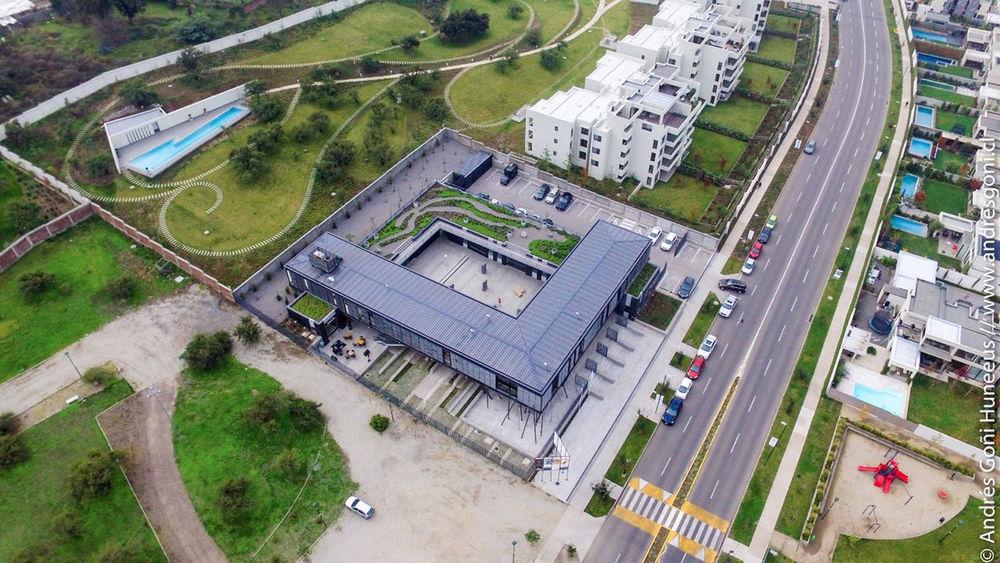 融合传统与当代的智利文化之心——BiS Arquitectos 设计 Lo Barnechea 文化中心