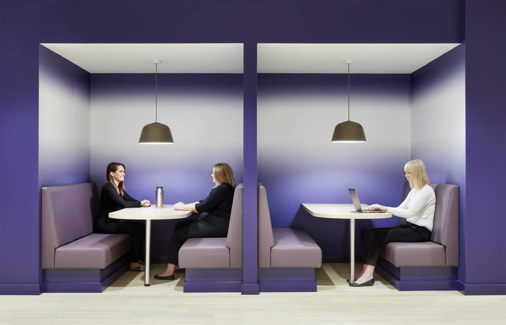 紫色调的创意天地——Vanco Offices 室内设计
