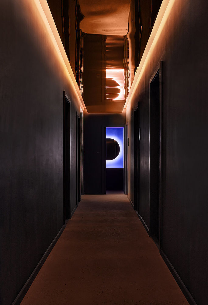 vessel floats ARNOLD STUDIO
