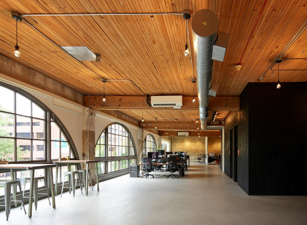 Seattle 数字产品工作室 Substantial 办公室扩建，打造活力四溢的“论坛”空间