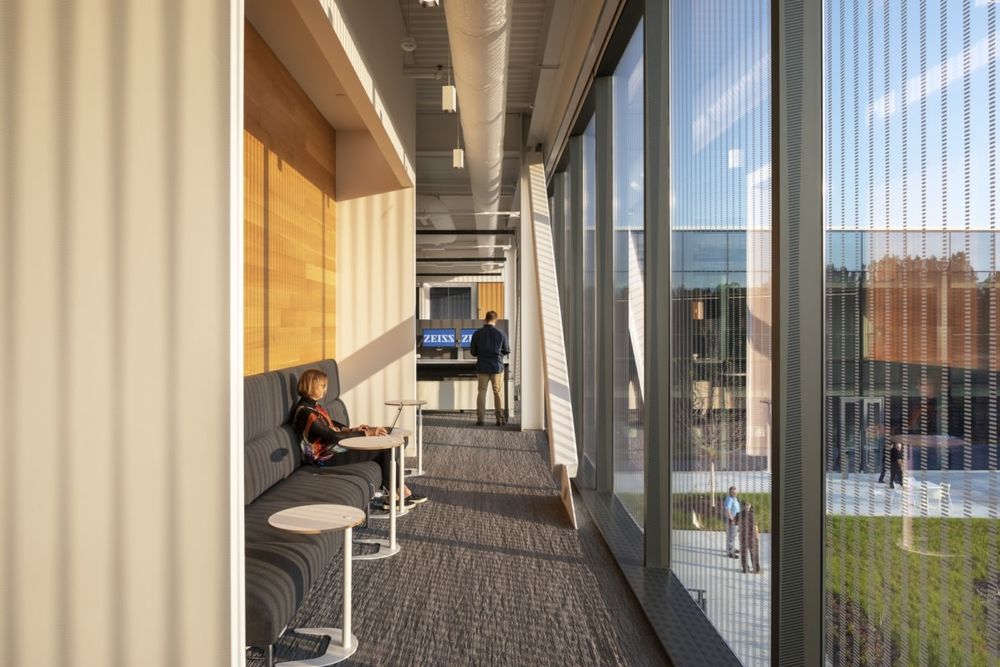 ZEISS Michigan Quality Excellence Center | 融合自然与科技的智能设计