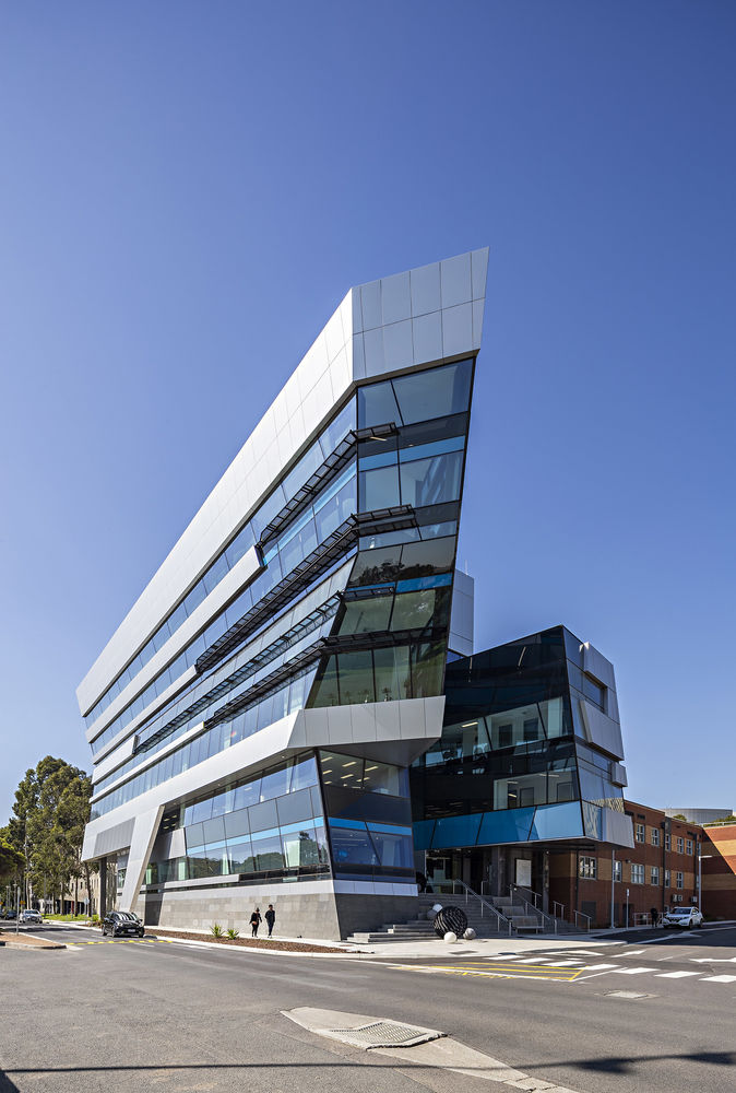 迪肯大学室内运动与体育科学专业教学楼 | 澳大利亚 | DS Architects