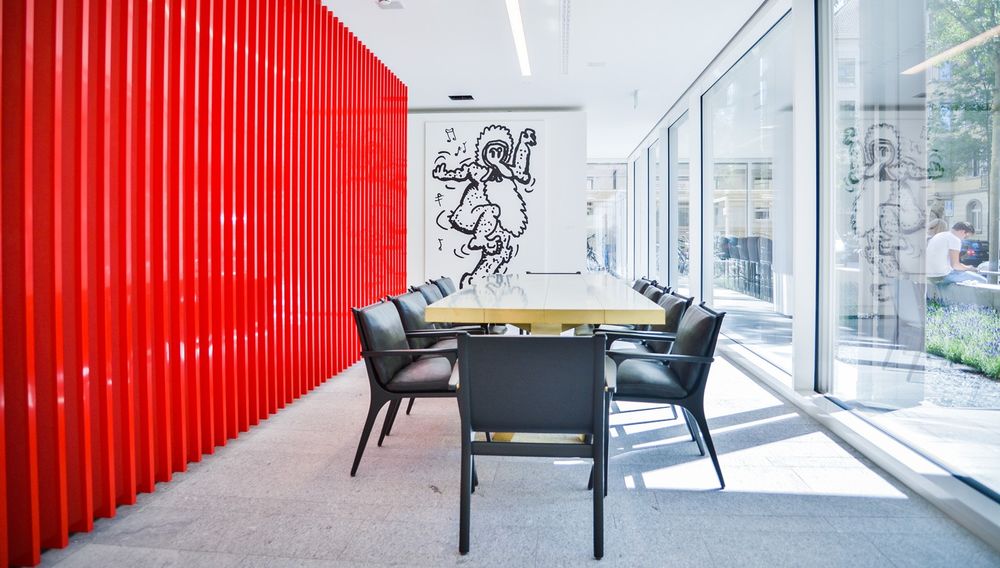 瑞士 Zurich Ringier 出版社一楼咖啡厅 | Dyer-Smith Frey 的开放空间设计