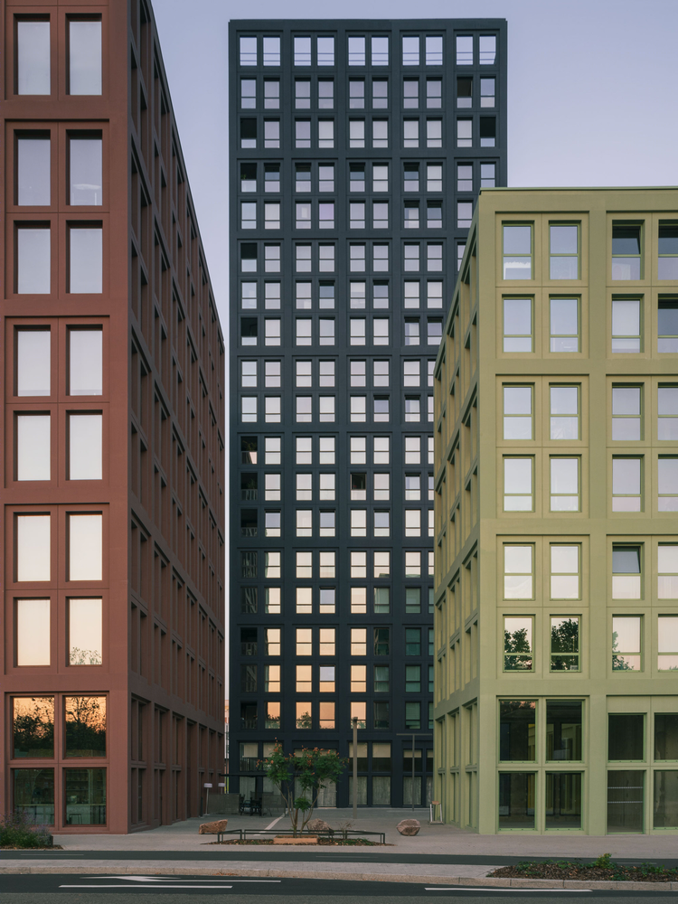 NOLISTRA Housing | 彩色城市岛屿，焕发生态活力
