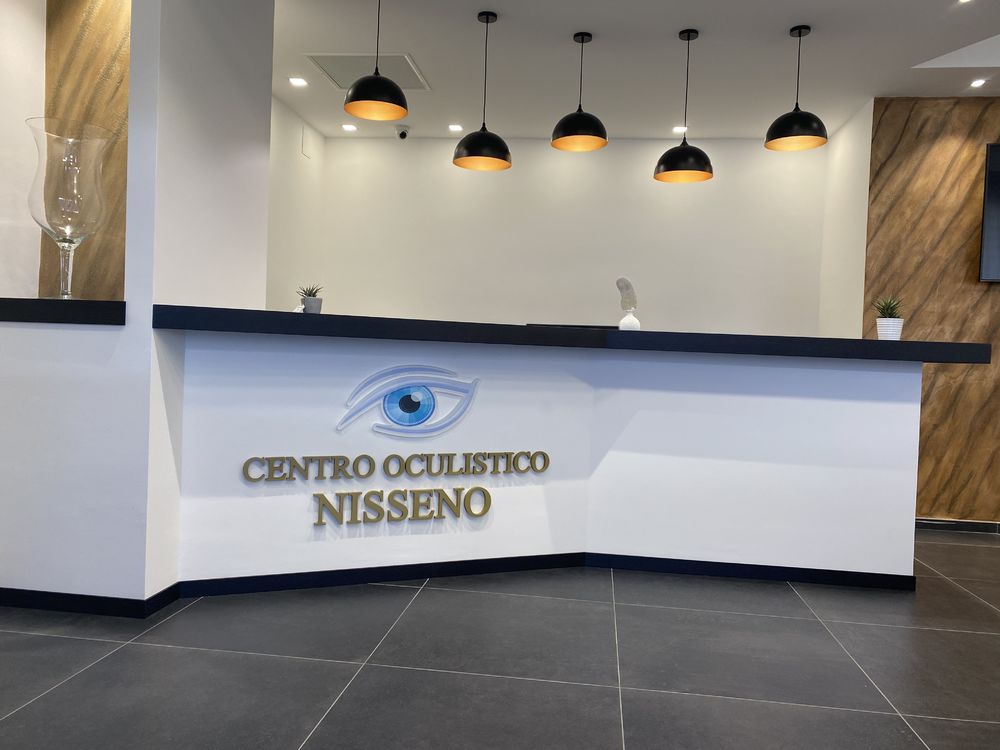 centro oculistico nisseno - Hall e direzione